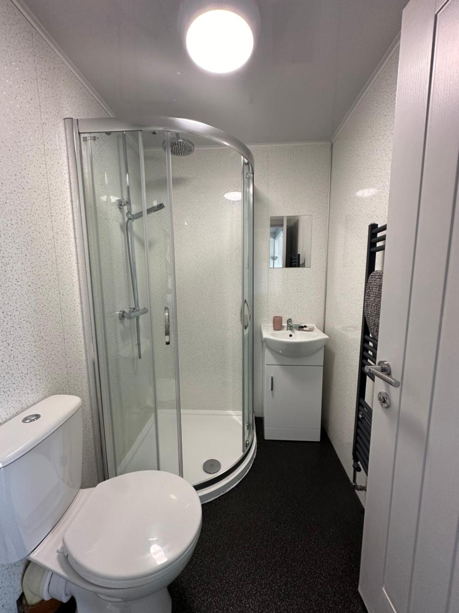 Dwylig Isa Holiday Cottages Rhuddlan Bilik gambar
